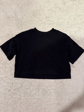 Cotton On Black Cropped T-Shirt
